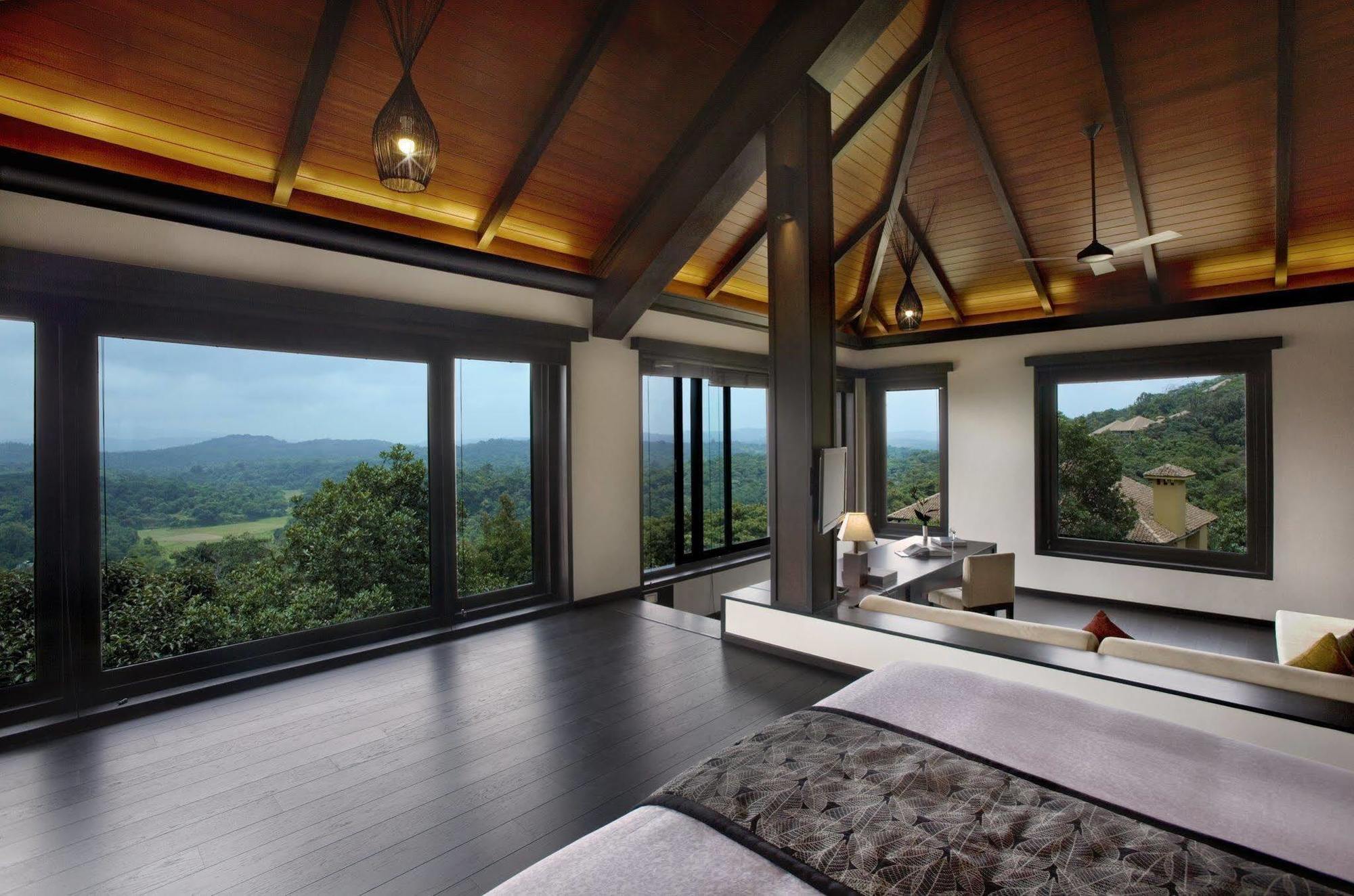 Taj Madikeri Resort & Spa Coorg Номер фото
